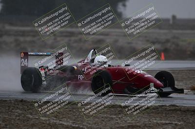 media/Nov-15-2025-CalClub SCCA (Sat) [[7bfa5a7151]]/Race/Group 5/